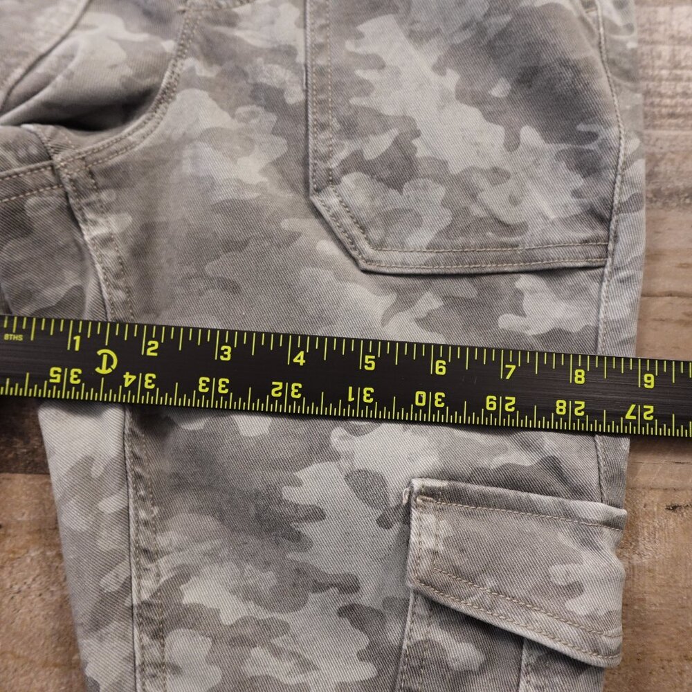 Spanx Stretch Twill Cargo Pants women's extra small urban camo - Picture 8 of 12
